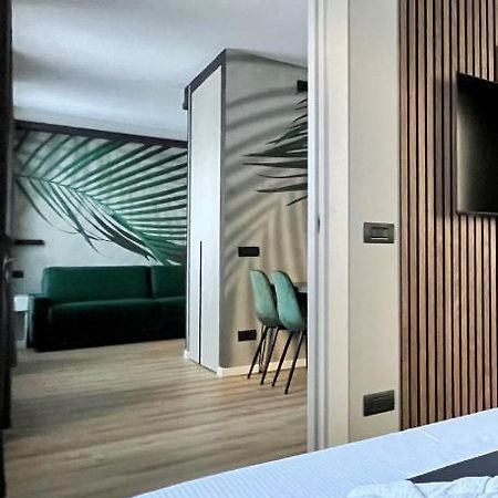 Prestige Duomo Apartment - Lake Como Exterior photo